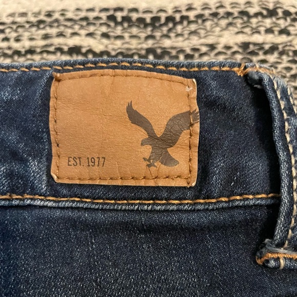 American Eagle Distressed Dark Wash Jean Shorts - Picture 3 of 4